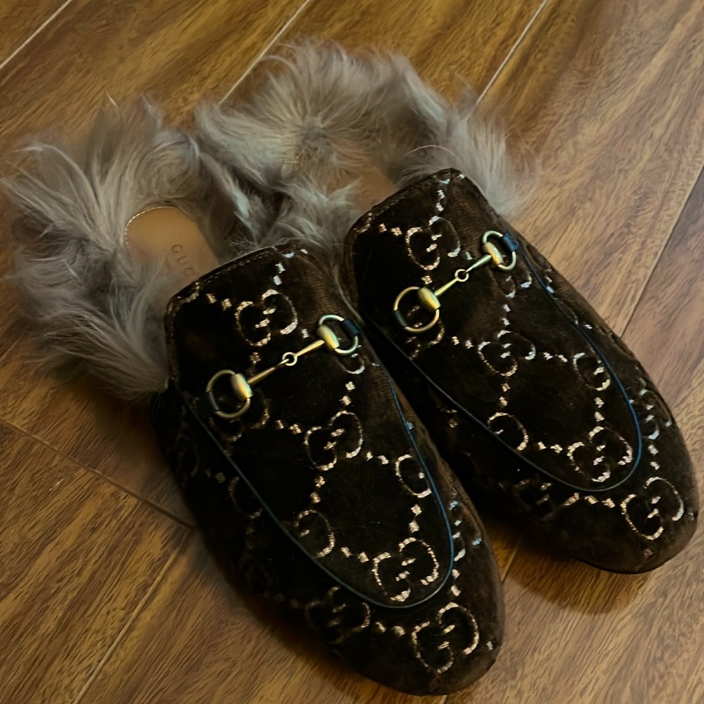 Gucci Princeton slippers w/ fur